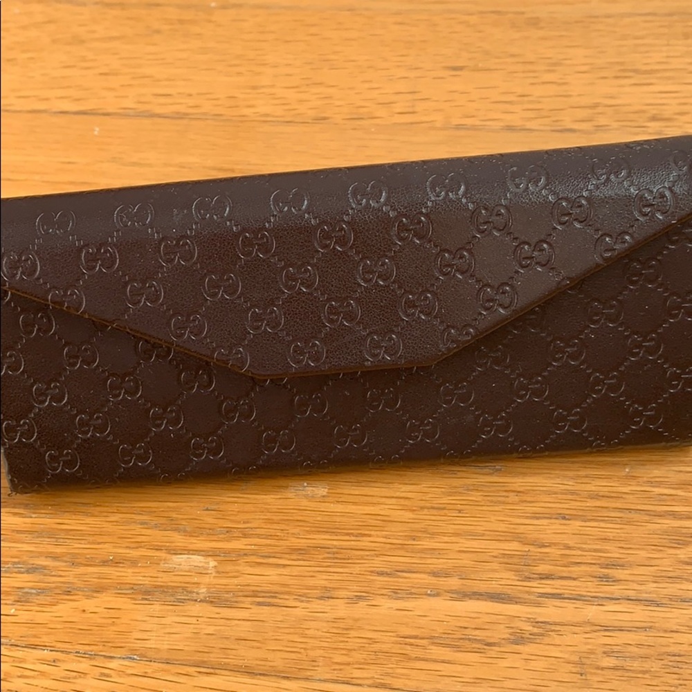 gucci sunglasses case